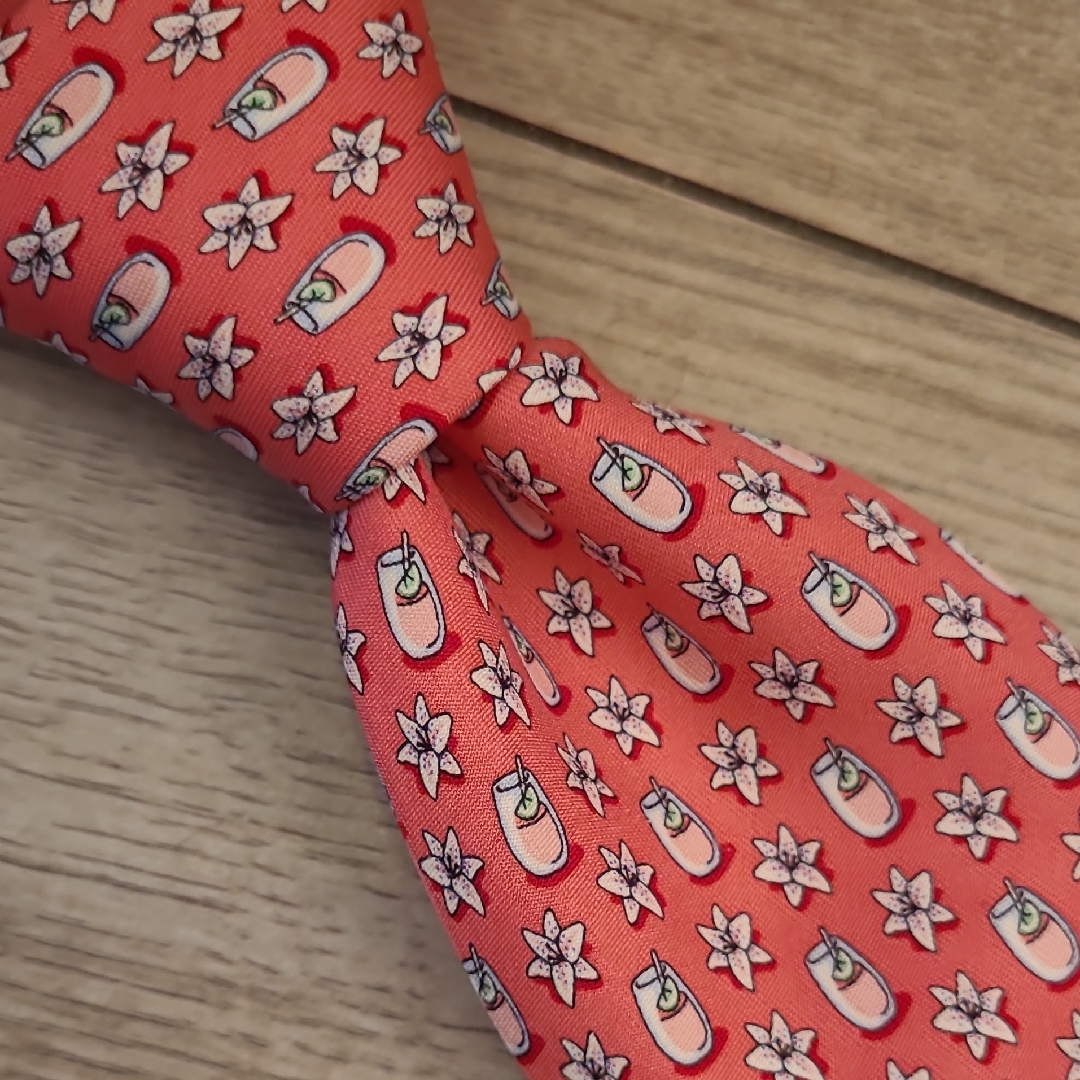 Vineyard Vines X Kentucky Derby Pink Drink Floral Pattern Mens Silk Tie Rare